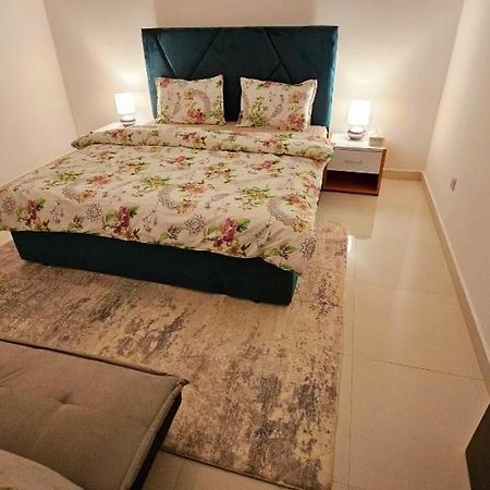 Splendid Villa Rooms Near Dubai Airport מראה חיצוני תמונה